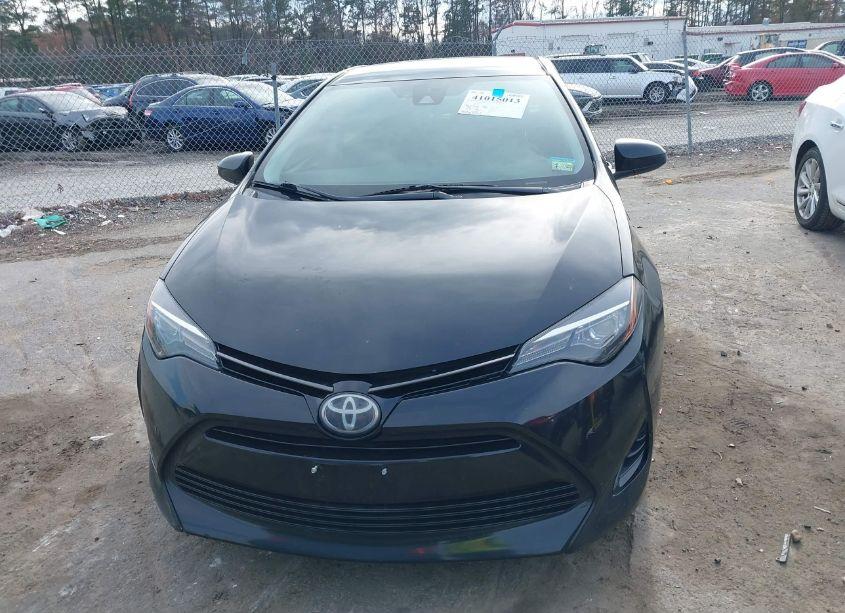 Photo 12 of 2017 Toyota Corolla LE (VIN 5YFBURHE8HP689191)