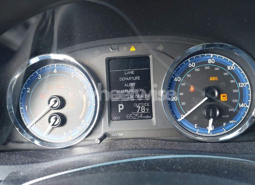 Photo 7 of 2017 Toyota Corolla LE (VIN 5YFBURHE8HP733092)