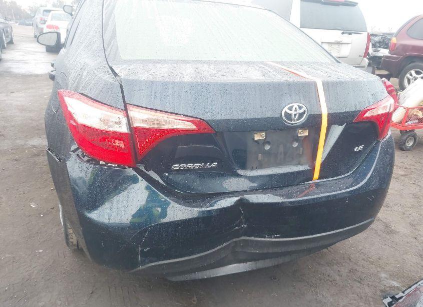 Photo 6 of 2018 Toyota Corolla LE (VIN 5YFBURHE8JP795999)