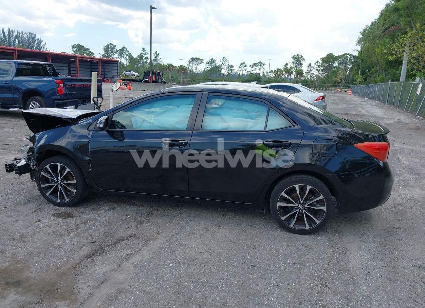 Photo 15 of 2018 Toyota Corolla XSE (VIN 5YFBURHE8JP796909)