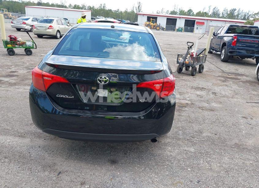 Photo 17 of 2018 Toyota Corolla XSE (VIN 5YFBURHE8JP796909)