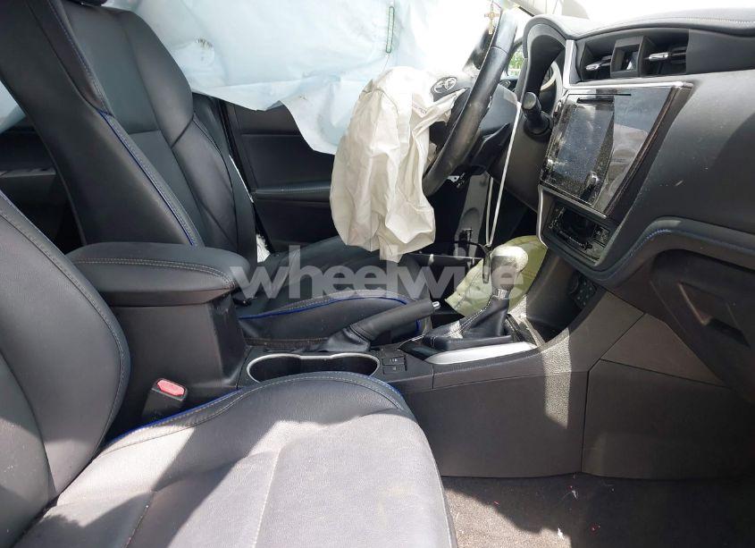 Photo 5 of 2018 Toyota Corolla XSE (VIN 5YFBURHE8JP796909)