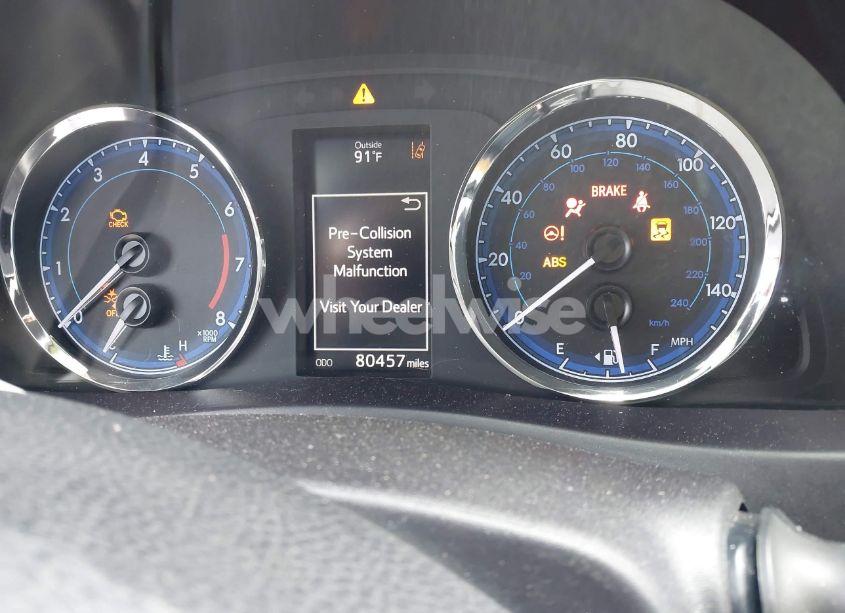 Photo 7 of 2018 Toyota Corolla XSE (VIN 5YFBURHE8JP796909)