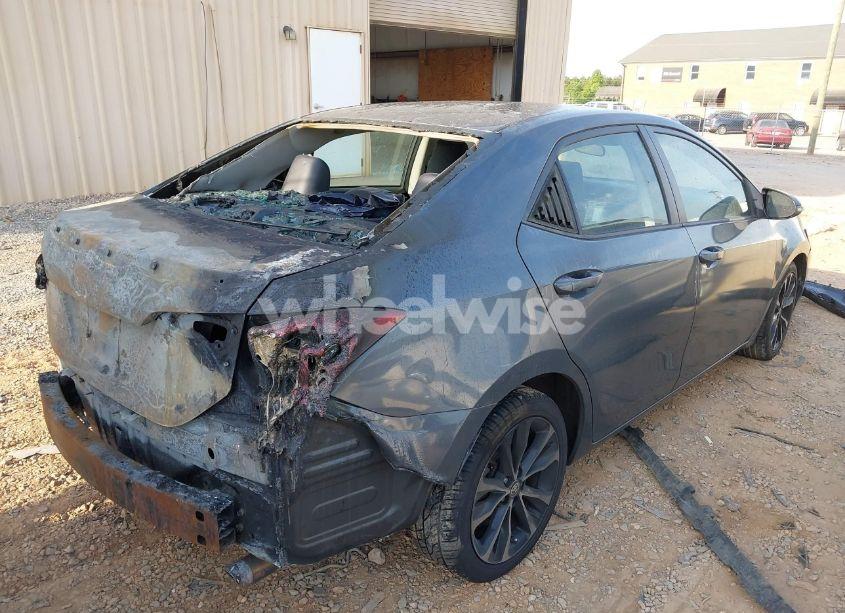 Photo 4 of 2018 Toyota Corolla SE (VIN 5YFBURHE8JP817984)