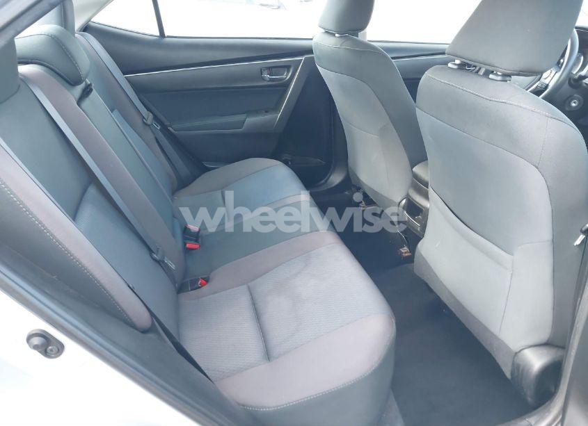 Photo 8 of 2018 Toyota Corolla LE (VIN 5YFBURHE8JP827589)