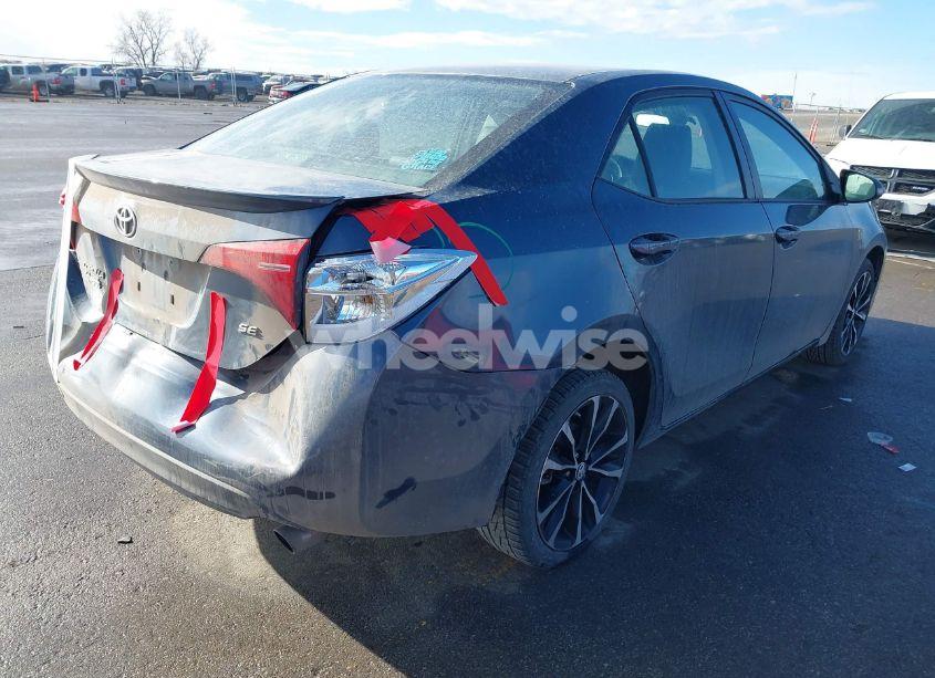 Photo 4 of 2018 Toyota Corolla SE (VIN 5YFBURHE8JP832372)
