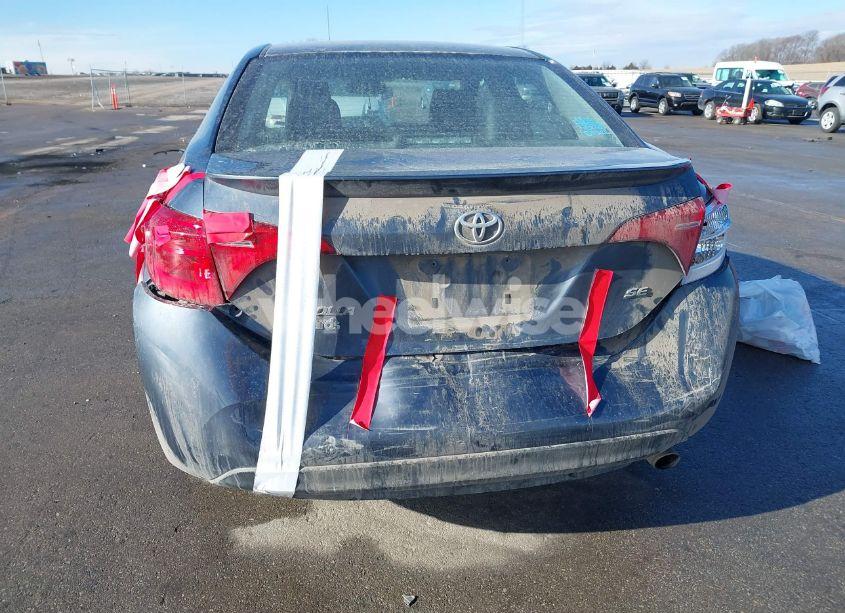 Photo 6 of 2018 Toyota Corolla SE (VIN 5YFBURHE8JP832372)