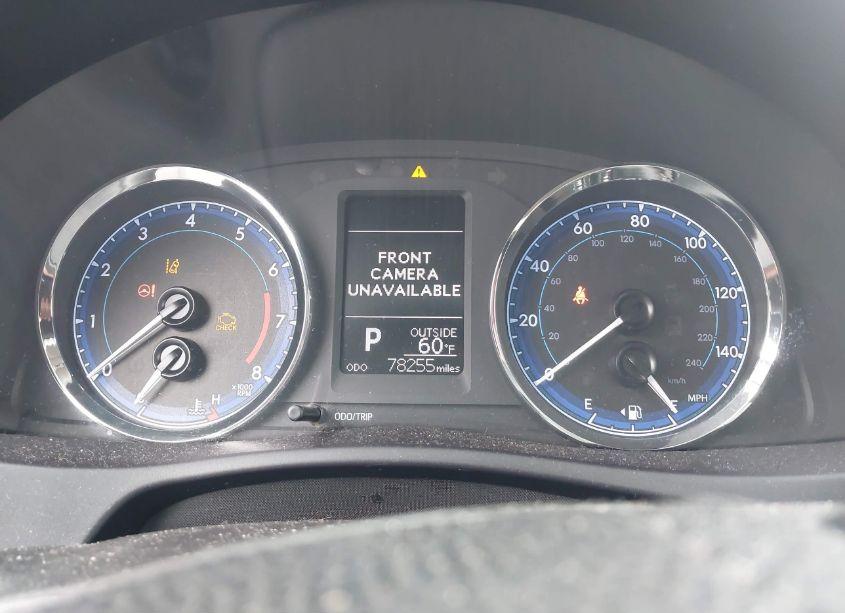 Photo 15 of 2018 Toyota Corolla LE (VIN 5YFBURHE8JP832856)