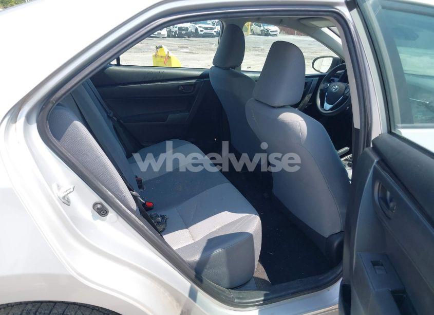 Photo 8 of 2018 Toyota Corolla L (VIN 5YFBURHE8JP854324)