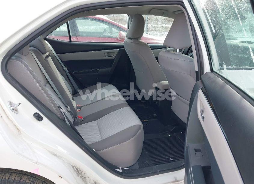 Photo 8 of 2018 Toyota Corolla LE (VIN 5YFBURHE8JP855358)