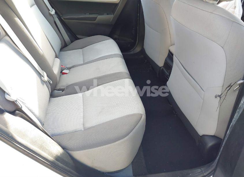 Photo 8 of 2019 Toyota Corolla LE (VIN 5YFBURHE8KP866717)