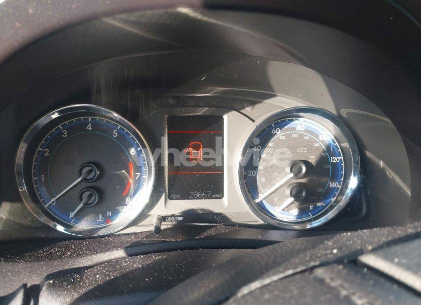 Photo 7 of 2019 Toyota Corolla LE (VIN 5YFBURHE8KP876406)