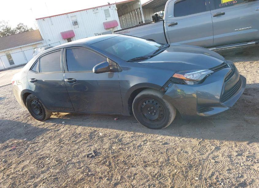 Photo 13 of 2019 Toyota Corolla LE (VIN 5YFBURHE8KP886398)