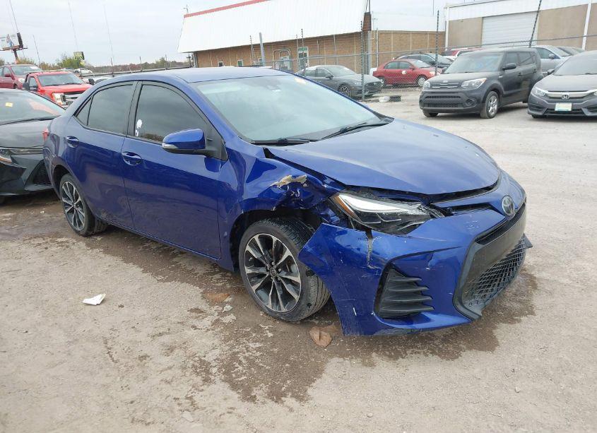 2019 Toyota Corolla SE (VIN 5YFBURHE8KP890760) main photo