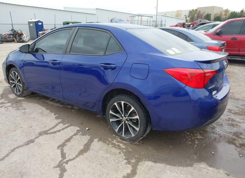 Photo 3 of 2019 Toyota Corolla SE (VIN 5YFBURHE8KP890760)
