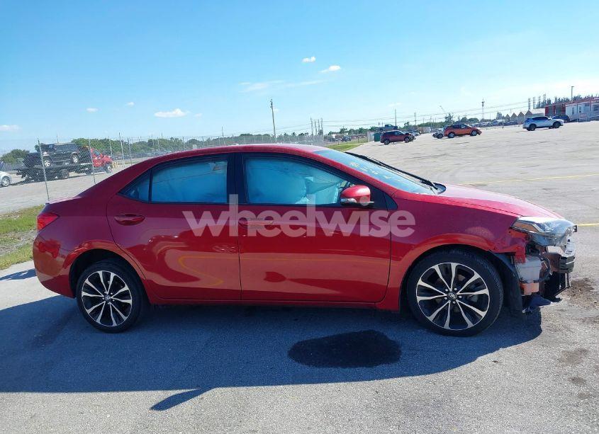 Photo 14 of 2019 Toyota Corolla SE (VIN 5YFBURHE8KP904785)