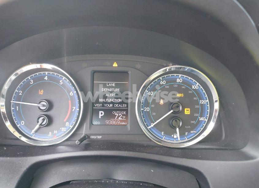 Photo 7 of 2019 Toyota Corolla LE (VIN 5YFBURHE8KP929959)