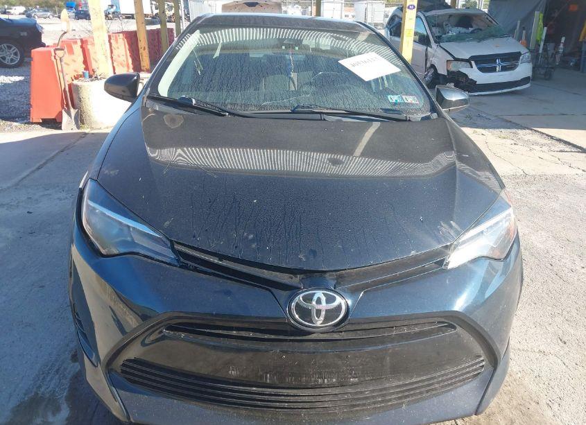 Photo 12 of 2019 Toyota Corolla LE (VIN 5YFBURHE8KP930061)