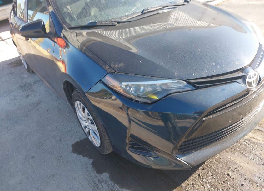 Photo 18 of 2019 Toyota Corolla LE (VIN 5YFBURHE8KP930061)