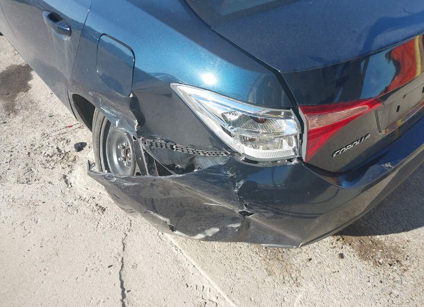 Photo 19 of 2019 Toyota Corolla LE (VIN 5YFBURHE8KP930061)