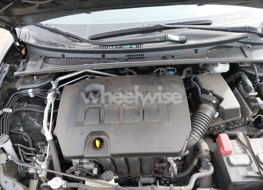 Photo 10 of 2019 Toyota Corolla SE (VIN 5YFBURHE8KP930450)