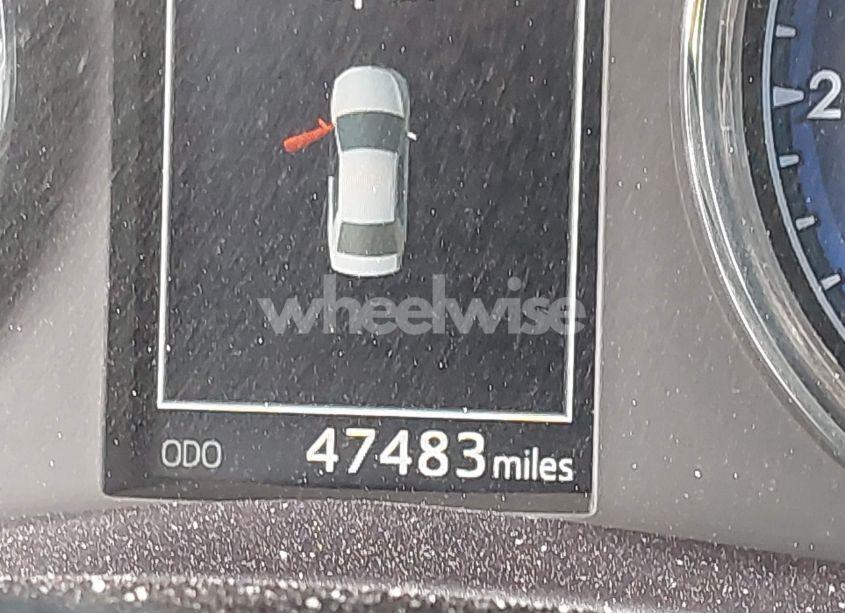 Photo 16 of 2019 Toyota Corolla SE (VIN 5YFBURHE8KP930450)