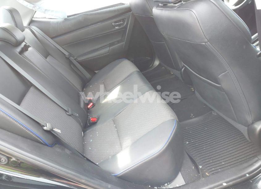 Photo 8 of 2019 Toyota Corolla SE (VIN 5YFBURHE8KP930450)