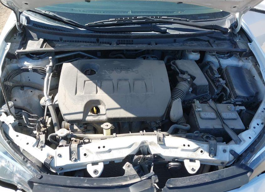 Photo 10 of 2019 Toyota Corolla LE (VIN 5YFBURHE8KP933770)