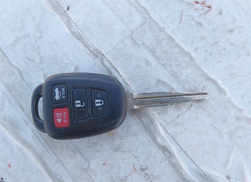 Photo 11 of 2019 Toyota Corolla LE (VIN 5YFBURHE8KP933770)