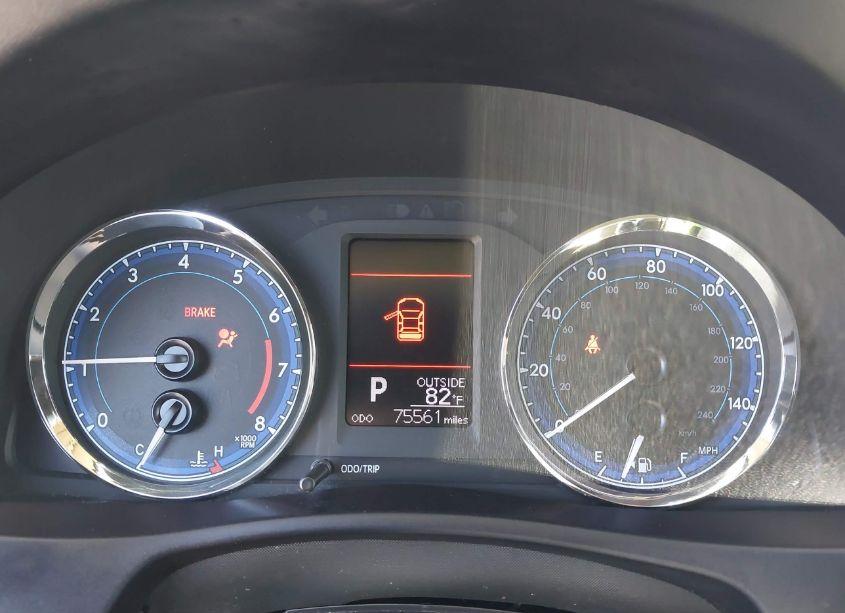 Photo 7 of 2019 Toyota Corolla LE (VIN 5YFBURHE8KP933770)