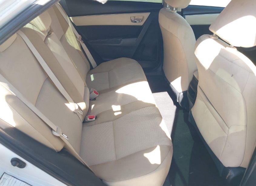 Photo 8 of 2019 Toyota Corolla LE (VIN 5YFBURHE8KP933770)