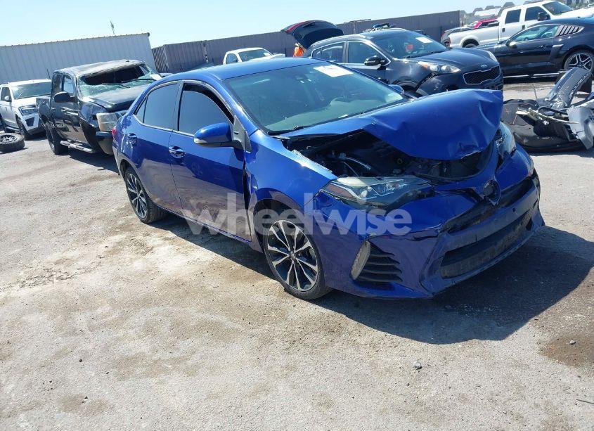 2019 Toyota Corolla SE (VIN 5YFBURHE8KP939794) main photo