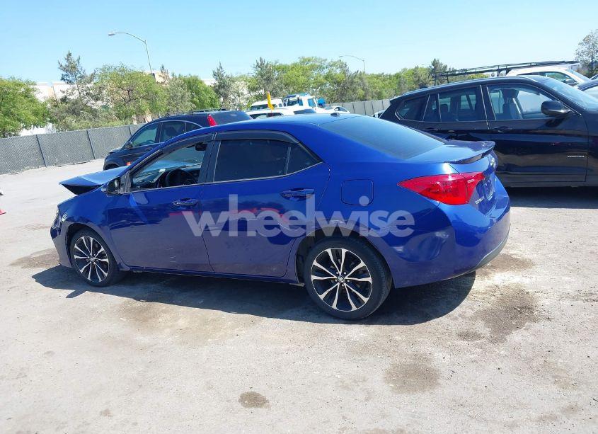 Photo 13 of 2019 Toyota Corolla SE (VIN 5YFBURHE8KP939794)