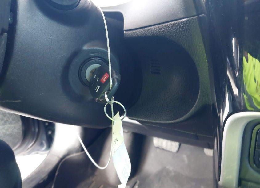 Photo 11 of 2019 Toyota Corolla SE (VIN 5YFBURHE8KP942081)