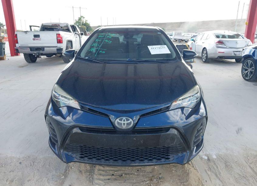 Photo 12 of 2019 Toyota Corolla SE (VIN 5YFBURHE8KP942081)