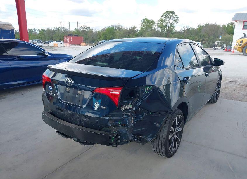 Photo 4 of 2019 Toyota Corolla SE (VIN 5YFBURHE8KP942081)