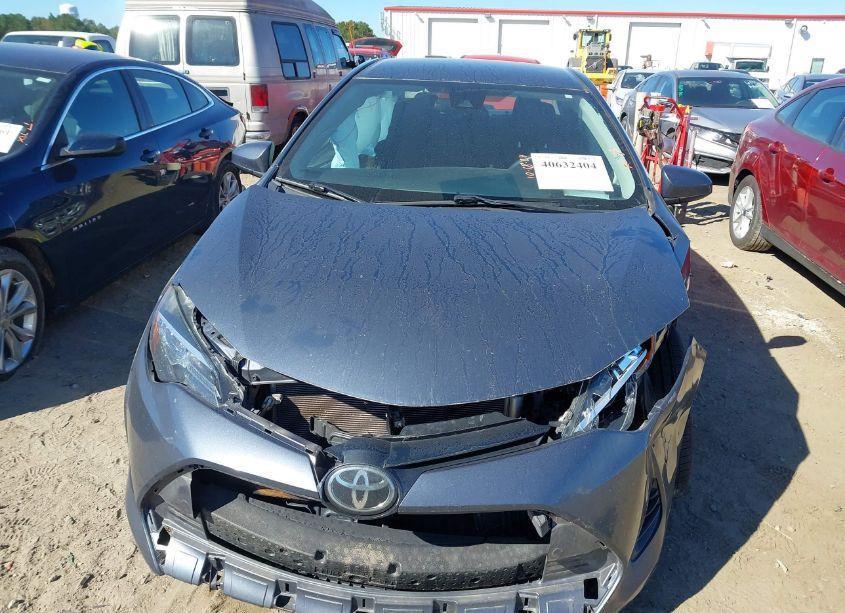 Photo 11 of 2019 Toyota Corolla LE (VIN 5YFBURHE8KP943067)