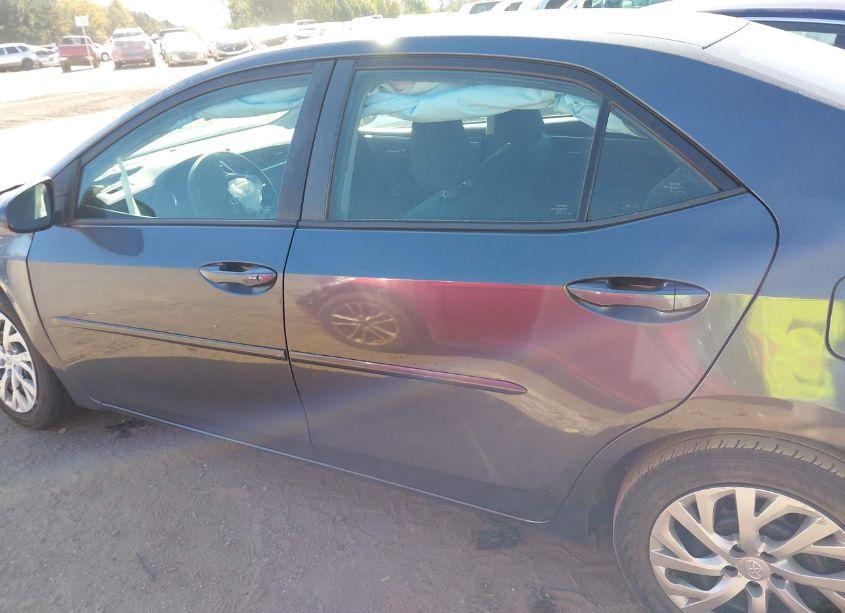 Photo 13 of 2019 Toyota Corolla LE (VIN 5YFBURHE8KP943067)