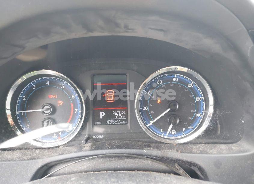 Photo 7 of 2019 Toyota Corolla L/LE/SE/XLE/XSE (VIN 5YFBURHE8KP945031)