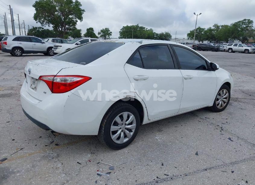 Photo 4 of 2014 Toyota Corolla LE (VIN 5YFBURHE9EP029396)