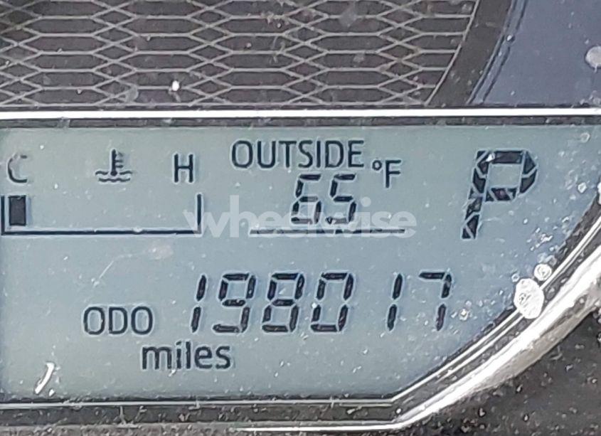 Photo 15 of 2014 Toyota Corolla L (VIN 5YFBURHE9EP041662)