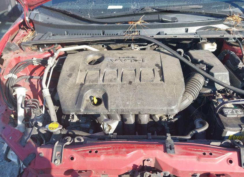 Photo 10 of 2014 Toyota Corolla LE (VIN 5YFBURHE9EP062687)