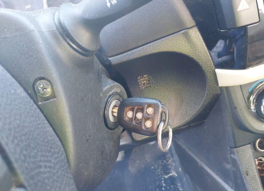 Photo 11 of 2014 Toyota Corolla LE (VIN 5YFBURHE9EP062687)