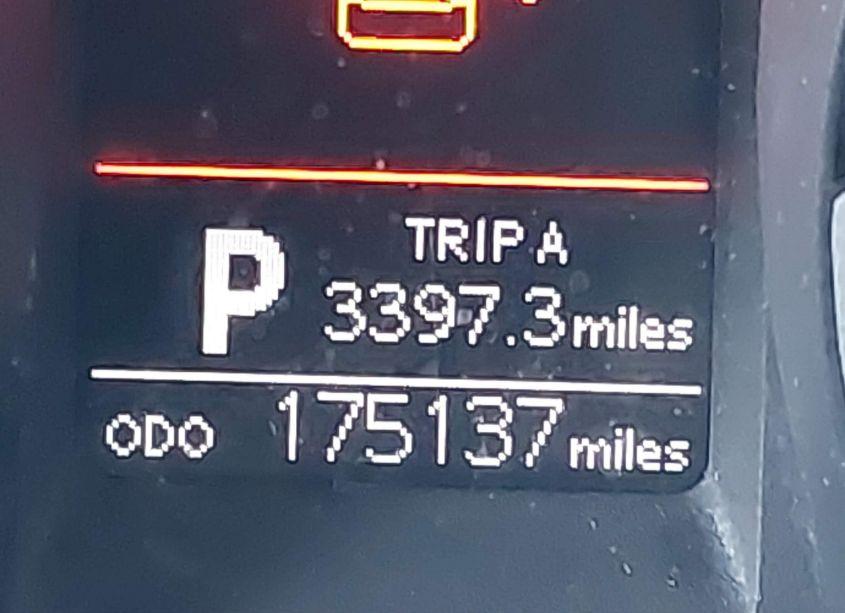 Photo 15 of 2014 Toyota Corolla L/LE/LE PLS/PRM/S/S PLS (VIN 5YFBURHE9EP065217)