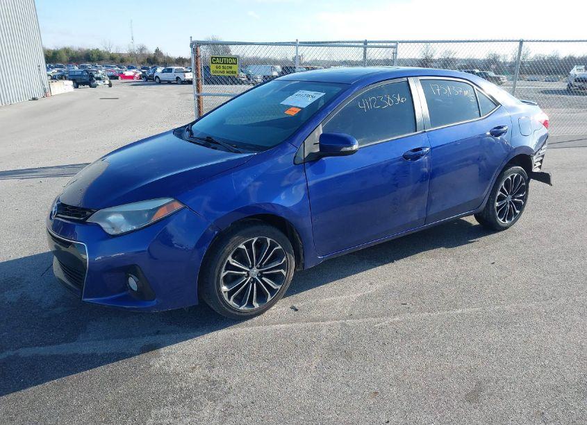 Photo 2 of 2014 Toyota Corolla L/LE/LE PLS/PRM/S/S PLS (VIN 5YFBURHE9EP065217)