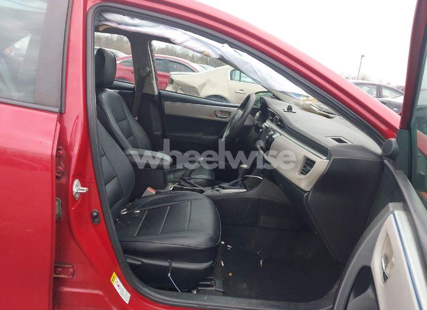 Photo 5 of 2014 Toyota Corolla LE (VIN 5YFBURHE9EP072801)