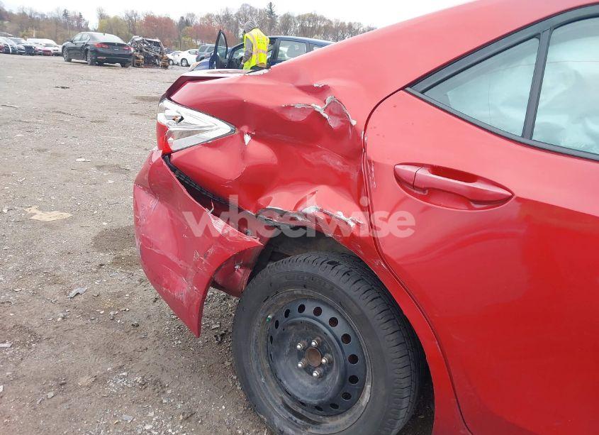 Photo 6 of 2014 Toyota Corolla LE (VIN 5YFBURHE9EP072801)