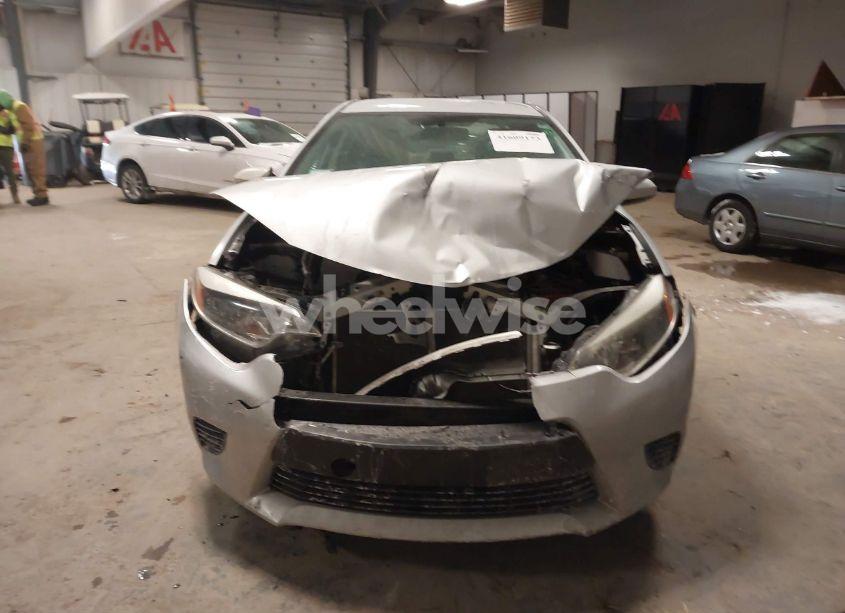 Photo 13 of 2014 Toyota Corolla LE (VIN 5YFBURHE9EP076539)