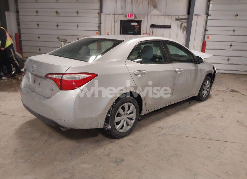 Photo 4 of 2014 Toyota Corolla LE (VIN 5YFBURHE9EP076539)