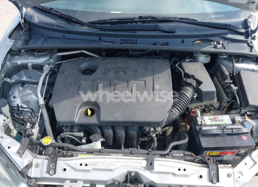 Photo 10 of 2014 Toyota Corolla LE (VIN 5YFBURHE9EP080980)